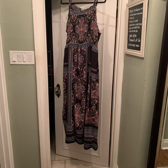 Sundress - Picture 2 of 3